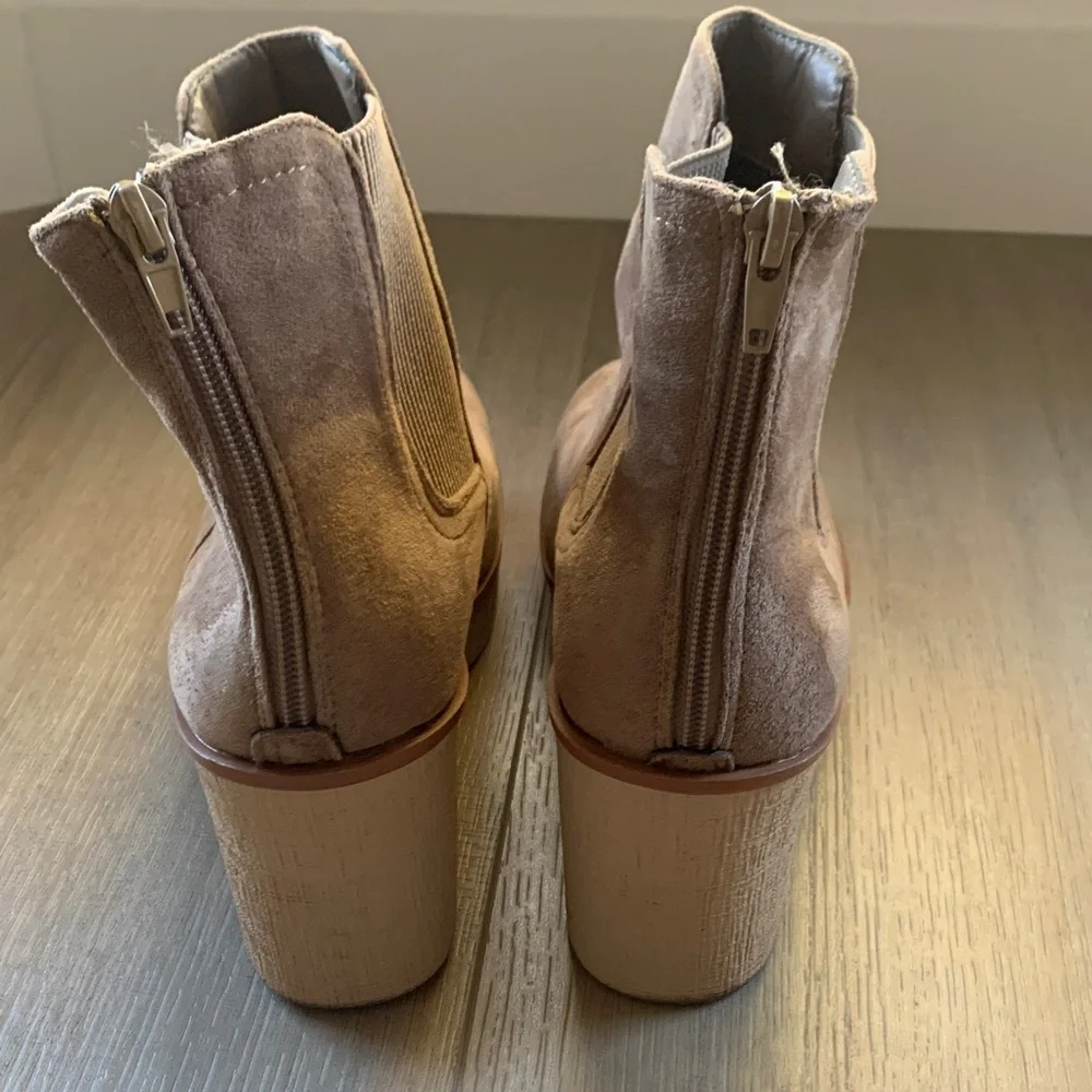Pierre Dumas Light Brown Ankle Booties